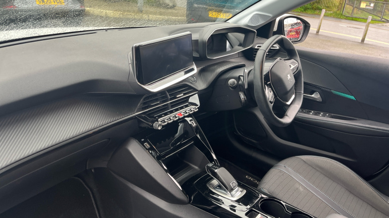 Peugeot 208 1.2 PureTech 100 Allure 5dr EAT8 Petrol Hatchback